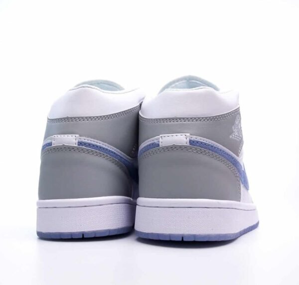Air Jordan 1 Mid Grey Blue
